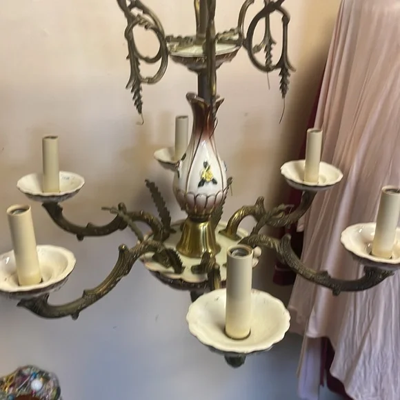 VTG CHANDELIER MISSING PCS